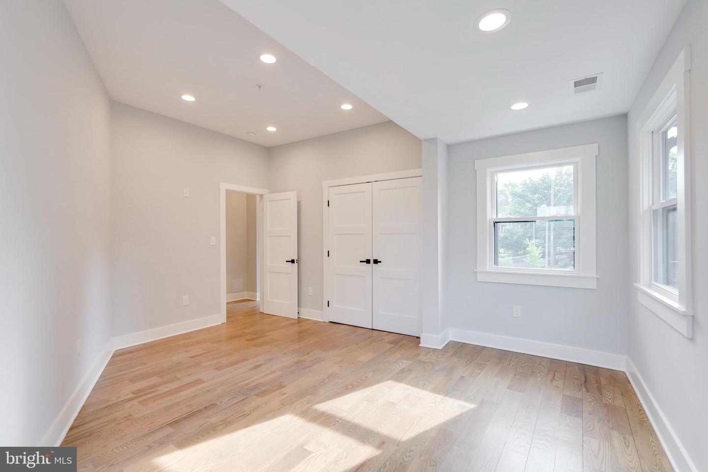 3932 ILLINOIS AVE NW #A, WASHINGTON, District Of Columbia 20011, 4 Bedrooms Bedrooms, ,3 BathroomsBathrooms,Residential,For sale,3932 ILLINOIS AVE NW #A,DCDC2211064 MLS # DCDC2211064