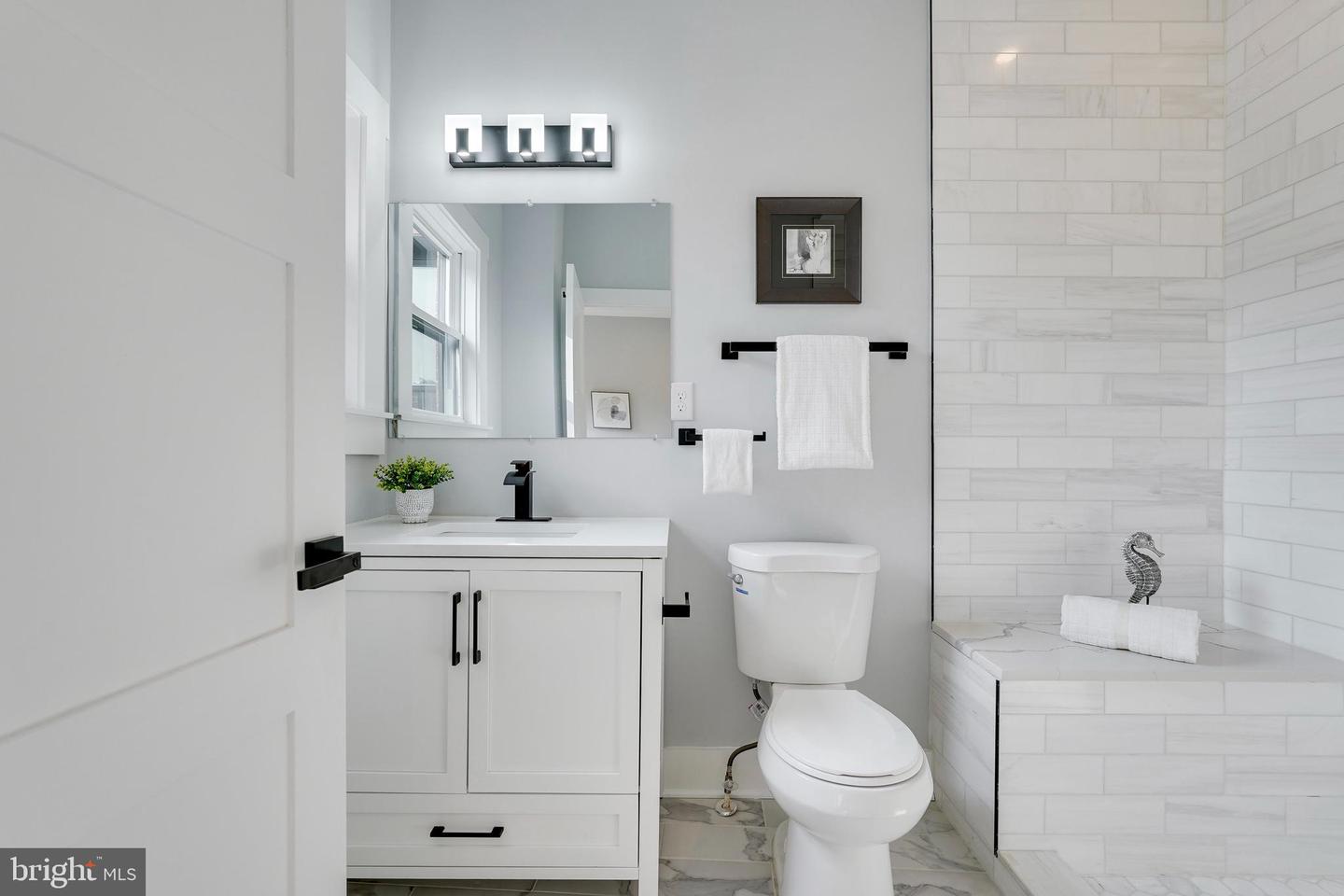 3932 ILLINOIS AVE NW #A, WASHINGTON, District Of Columbia 20011, 4 Bedrooms Bedrooms, ,3 BathroomsBathrooms,Residential,For sale,3932 ILLINOIS AVE NW #A,DCDC2211064 MLS # DCDC2211064