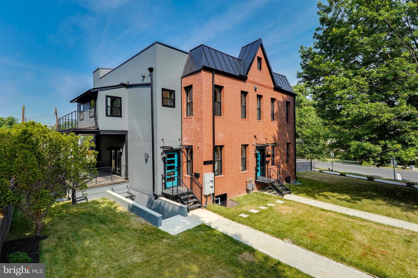 3932 ILLINOIS AVE NW #A, WASHINGTON, District Of Columbia 20011, 4 Bedrooms Bedrooms, ,3 BathroomsBathrooms,Residential,For sale,3932 ILLINOIS AVE NW #A,DCDC2211064 MLS # DCDC2211064