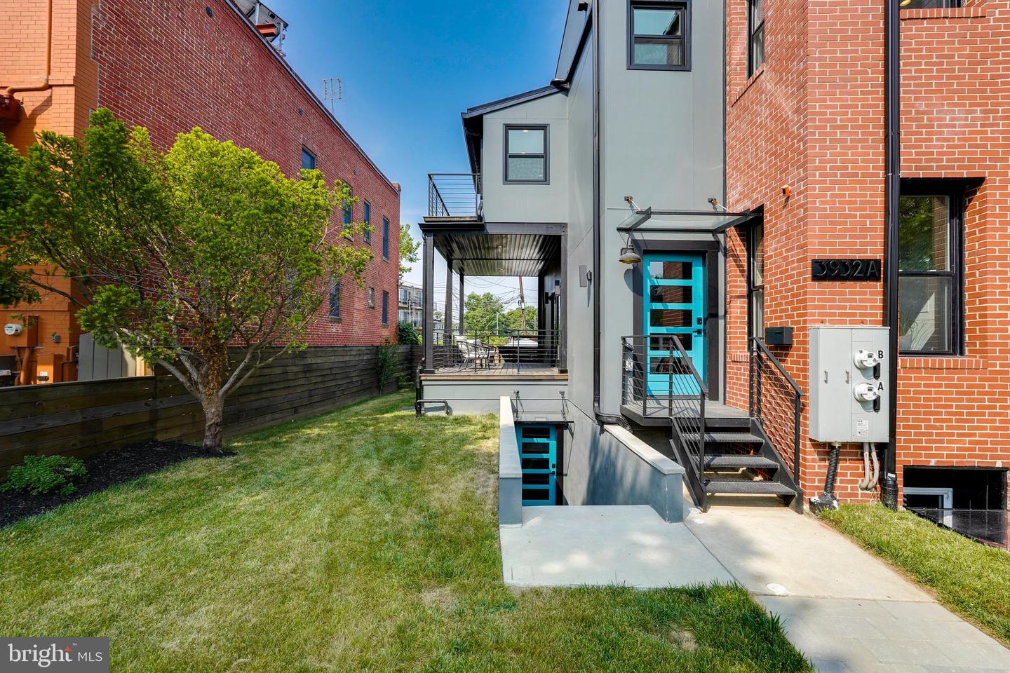 3932 ILLINOIS AVE NW #A, WASHINGTON, District Of Columbia 20011, 4 Bedrooms Bedrooms, ,3 BathroomsBathrooms,Residential,For sale,3932 ILLINOIS AVE NW #A,DCDC2211064 MLS # DCDC2211064