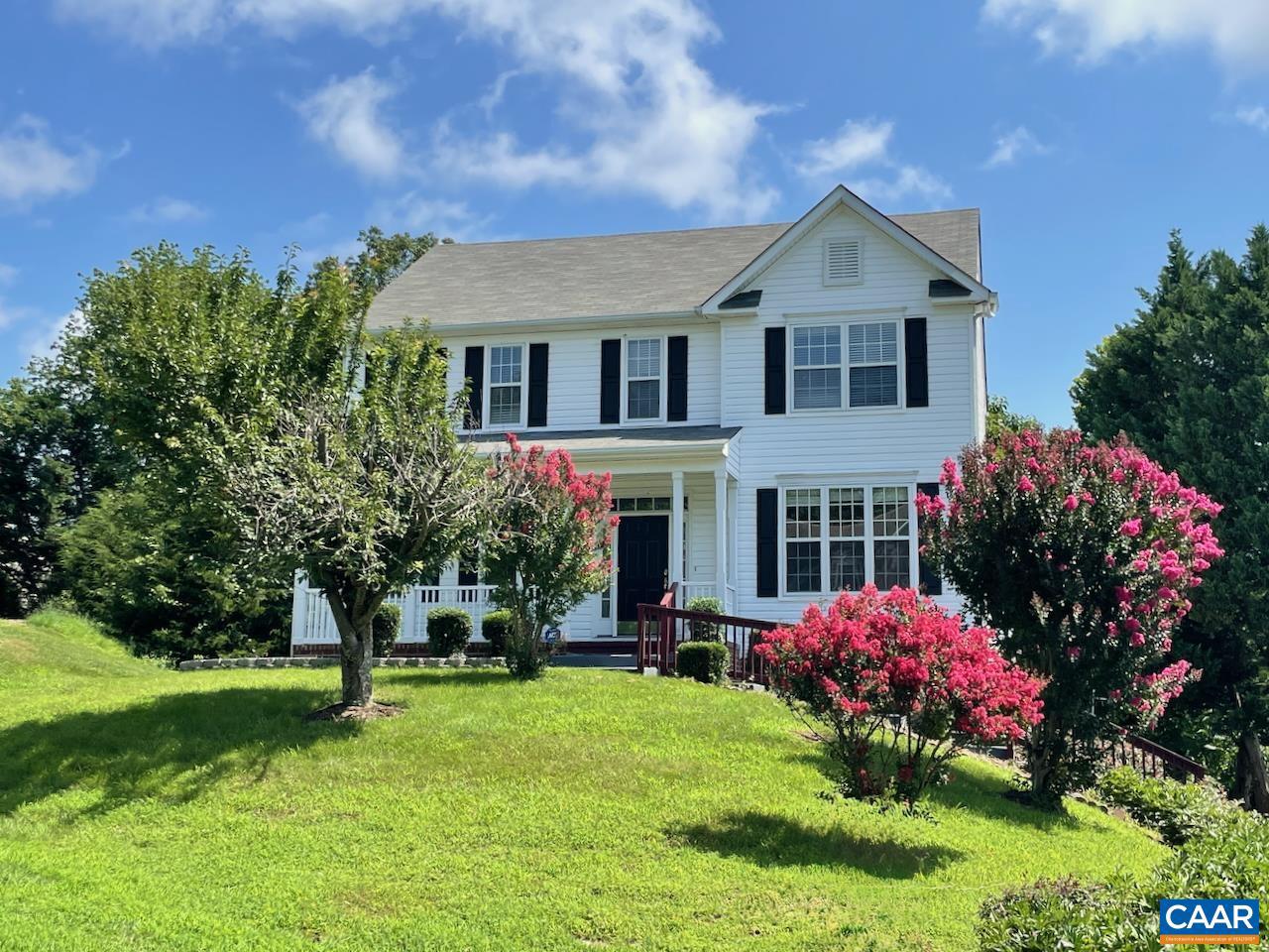 358 LEAPING FOX CT, CHARLOTTESVILLE, Virginia 22902, 4 Bedrooms Bedrooms, ,3 BathroomsBathrooms,Residential,For sale,358 LEAPING FOX CT,666909 MLS # 666909