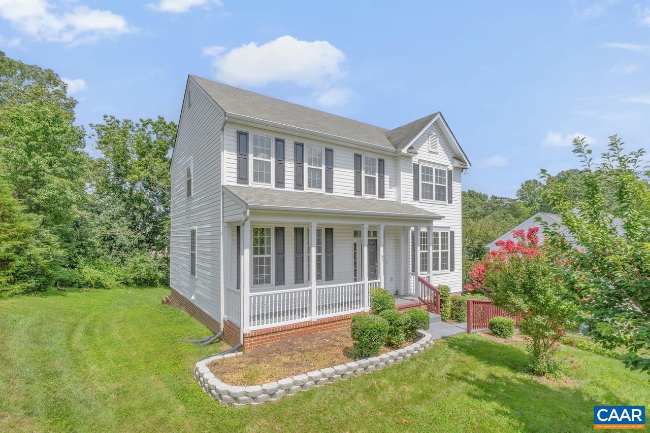 358 LEAPING FOX CT, CHARLOTTESVILLE, Virginia 22902, 4 Bedrooms Bedrooms, ,3 BathroomsBathrooms,Residential,For sale,358 LEAPING FOX CT,666909 MLS # 666909