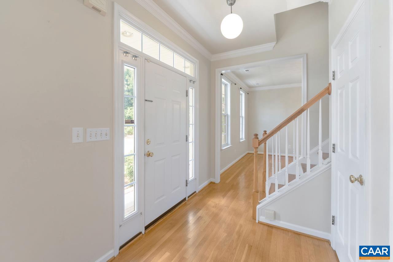 358 LEAPING FOX CT, CHARLOTTESVILLE, Virginia 22902, 4 Bedrooms Bedrooms, ,3 BathroomsBathrooms,Residential,For sale,358 LEAPING FOX CT,666909 MLS # 666909