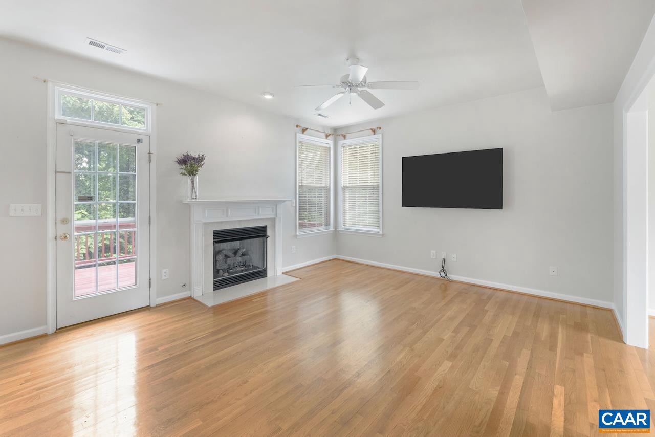 358 LEAPING FOX CT, CHARLOTTESVILLE, Virginia 22902, 4 Bedrooms Bedrooms, ,3 BathroomsBathrooms,Residential,For sale,358 LEAPING FOX CT,666909 MLS # 666909
