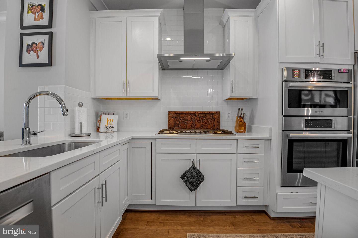 14516 LAKE VISTA DR, CHANTILLY, Virginia 20151, 3 Bedrooms Bedrooms, ,3 BathroomsBathrooms,Residential,For sale,14516 LAKE VISTA DR,VAFX2256420 MLS # VAFX2256420