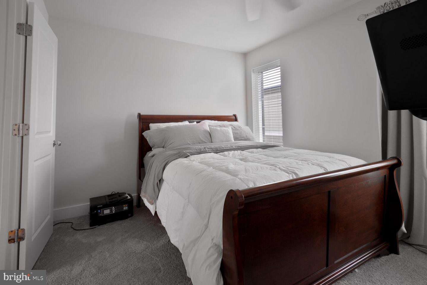 14516 LAKE VISTA DR, CHANTILLY, Virginia 20151, 3 Bedrooms Bedrooms, ,3 BathroomsBathrooms,Residential,For sale,14516 LAKE VISTA DR,VAFX2256420 MLS # VAFX2256420