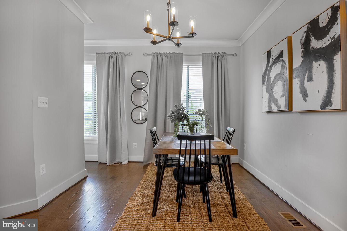 14516 LAKE VISTA DR, CHANTILLY, Virginia 20151, 3 Bedrooms Bedrooms, ,3 BathroomsBathrooms,Residential,For sale,14516 LAKE VISTA DR,VAFX2256420 MLS # VAFX2256420