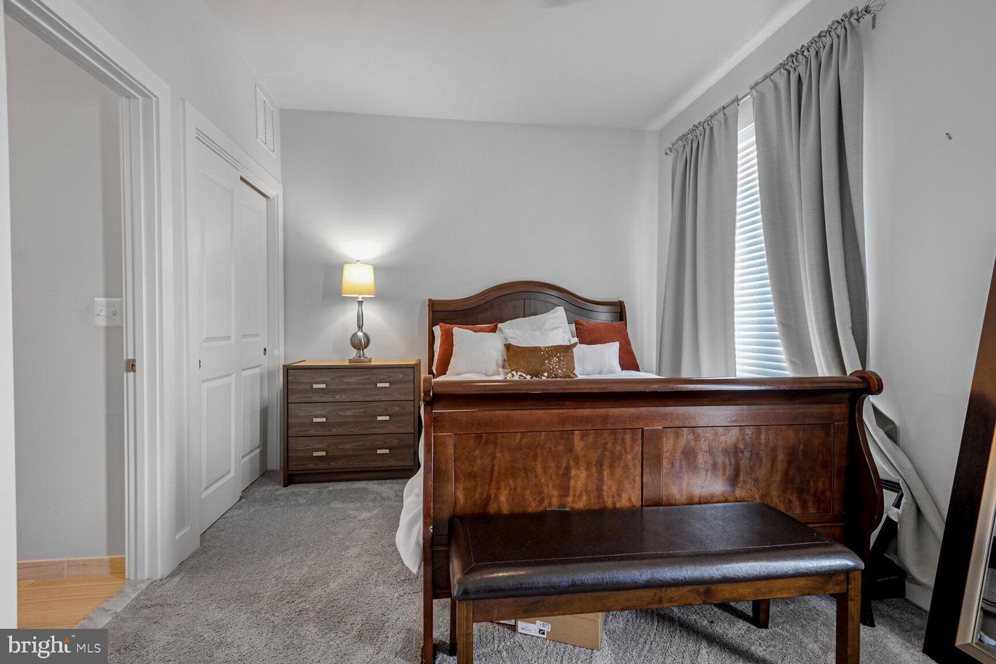 14516 LAKE VISTA DR, CHANTILLY, Virginia 20151, 3 Bedrooms Bedrooms, ,3 BathroomsBathrooms,Residential,For sale,14516 LAKE VISTA DR,VAFX2256420 MLS # VAFX2256420