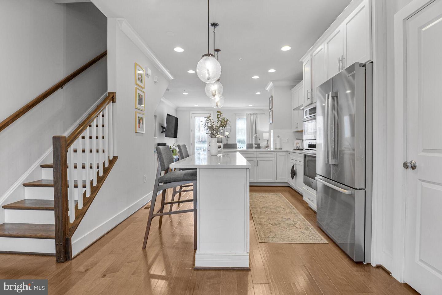 14516 LAKE VISTA DR, CHANTILLY, Virginia 20151, 3 Bedrooms Bedrooms, ,3 BathroomsBathrooms,Residential,For sale,14516 LAKE VISTA DR,VAFX2256420 MLS # VAFX2256420