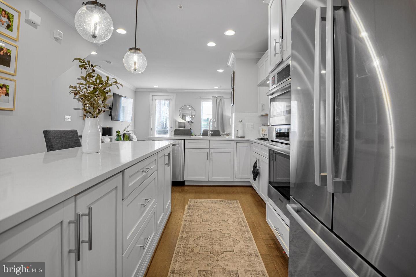 14516 LAKE VISTA DR, CHANTILLY, Virginia 20151, 3 Bedrooms Bedrooms, ,3 BathroomsBathrooms,Residential,For sale,14516 LAKE VISTA DR,VAFX2256420 MLS # VAFX2256420