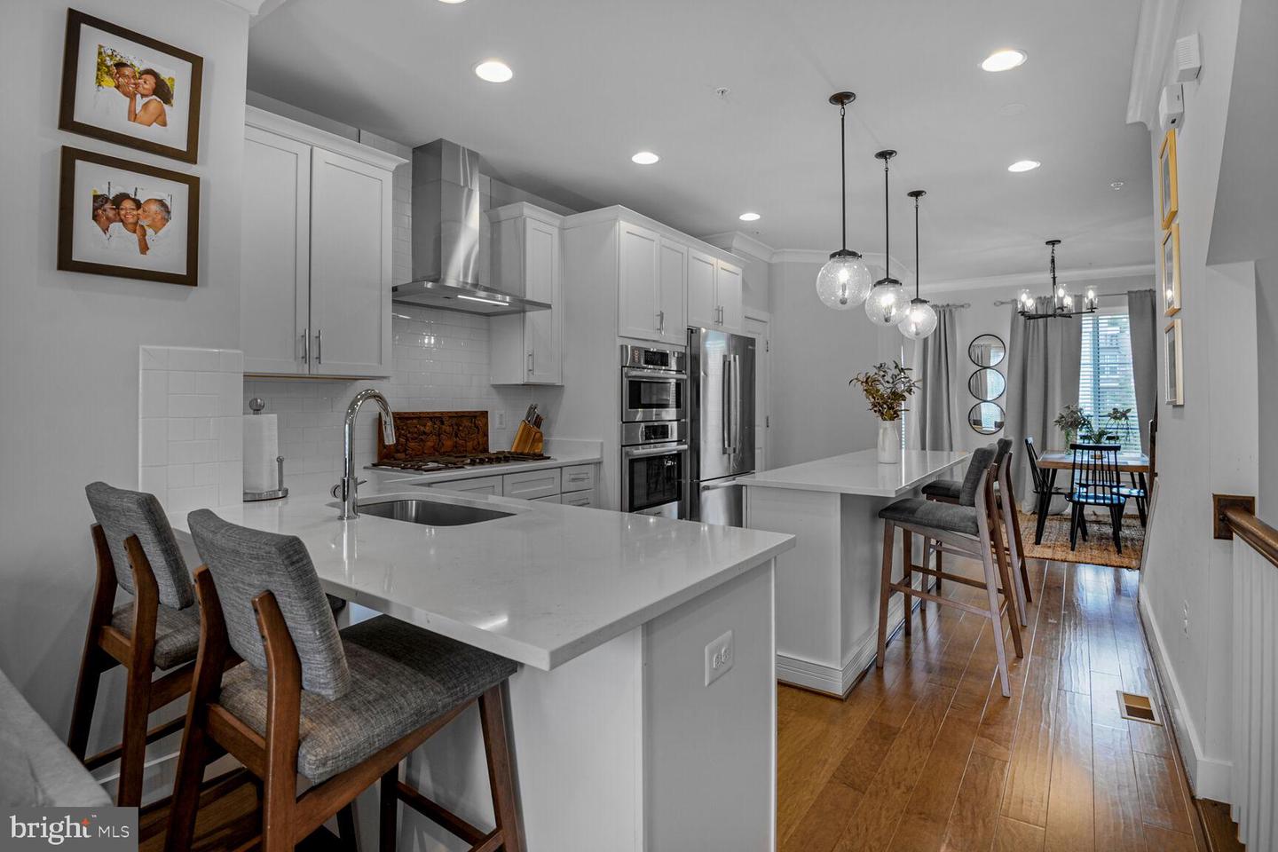 14516 LAKE VISTA DR, CHANTILLY, Virginia 20151, 3 Bedrooms Bedrooms, ,3 BathroomsBathrooms,Residential,For sale,14516 LAKE VISTA DR,VAFX2256420 MLS # VAFX2256420