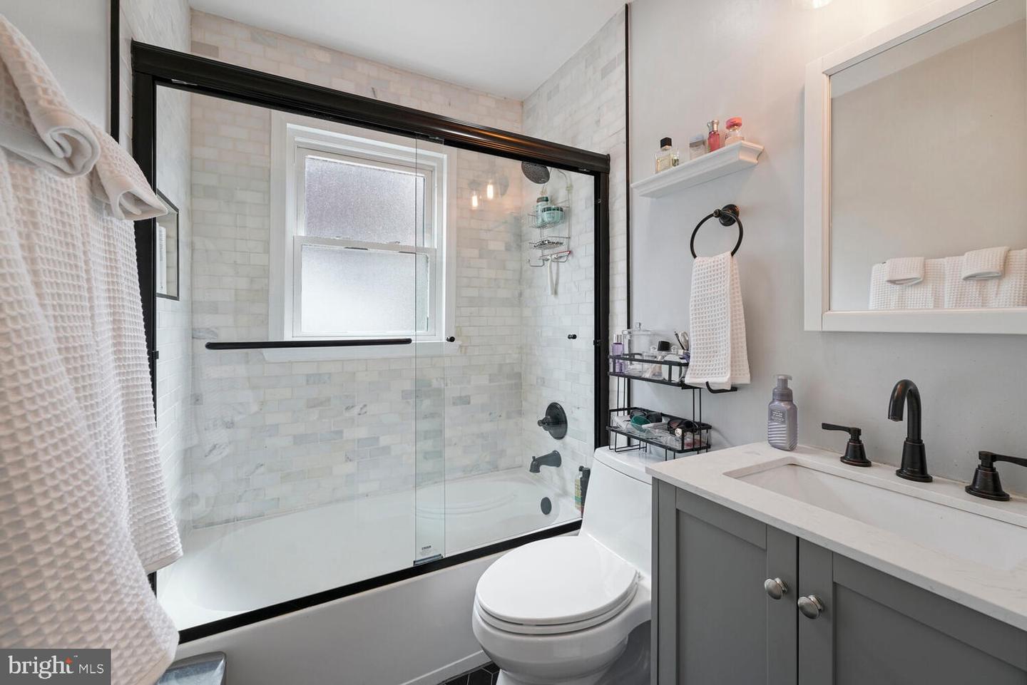 101 S LEXINGTON ST, ARLINGTON, Virginia 22204, 4 Bedrooms Bedrooms, ,2 BathroomsBathrooms,Residential,For sale,101 S LEXINGTON ST,VAAR2061114 MLS # VAAR2061114