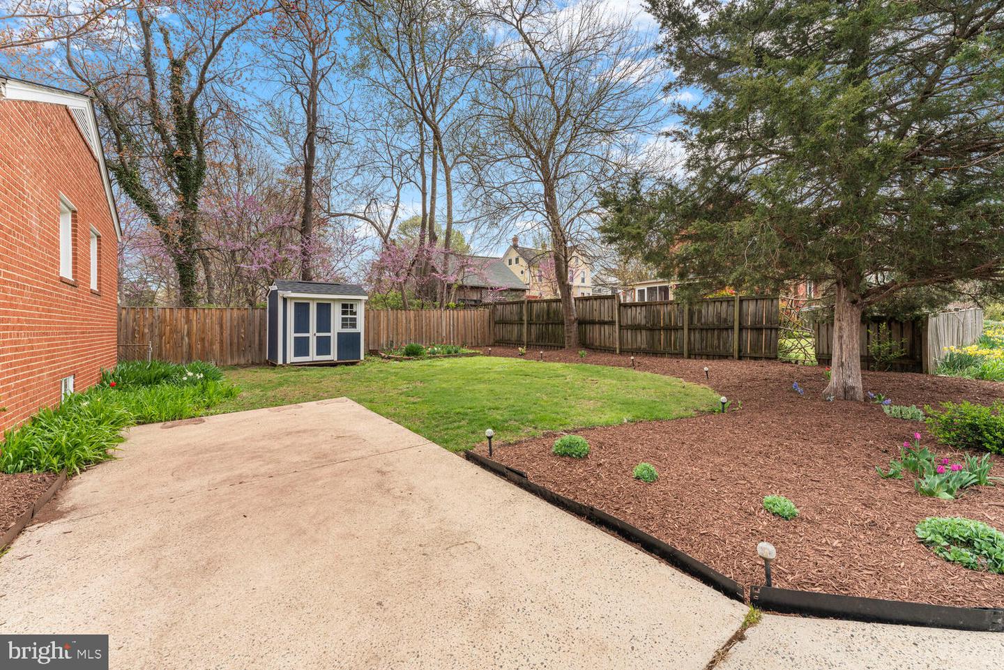 101 S LEXINGTON ST, ARLINGTON, Virginia 22204, 4 Bedrooms Bedrooms, ,2 BathroomsBathrooms,Residential,For sale,101 S LEXINGTON ST,VAAR2061114 MLS # VAAR2061114