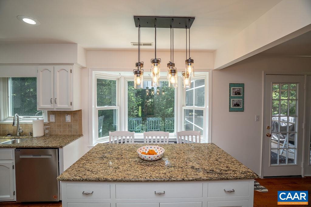 1712 HEARTHGLOW LN, CHARLOTTESVILLE, Virginia 22901, 5 Bedrooms Bedrooms, ,2 BathroomsBathrooms,Residential,For sale,1712 HEARTHGLOW LN,666917 MLS # 666917