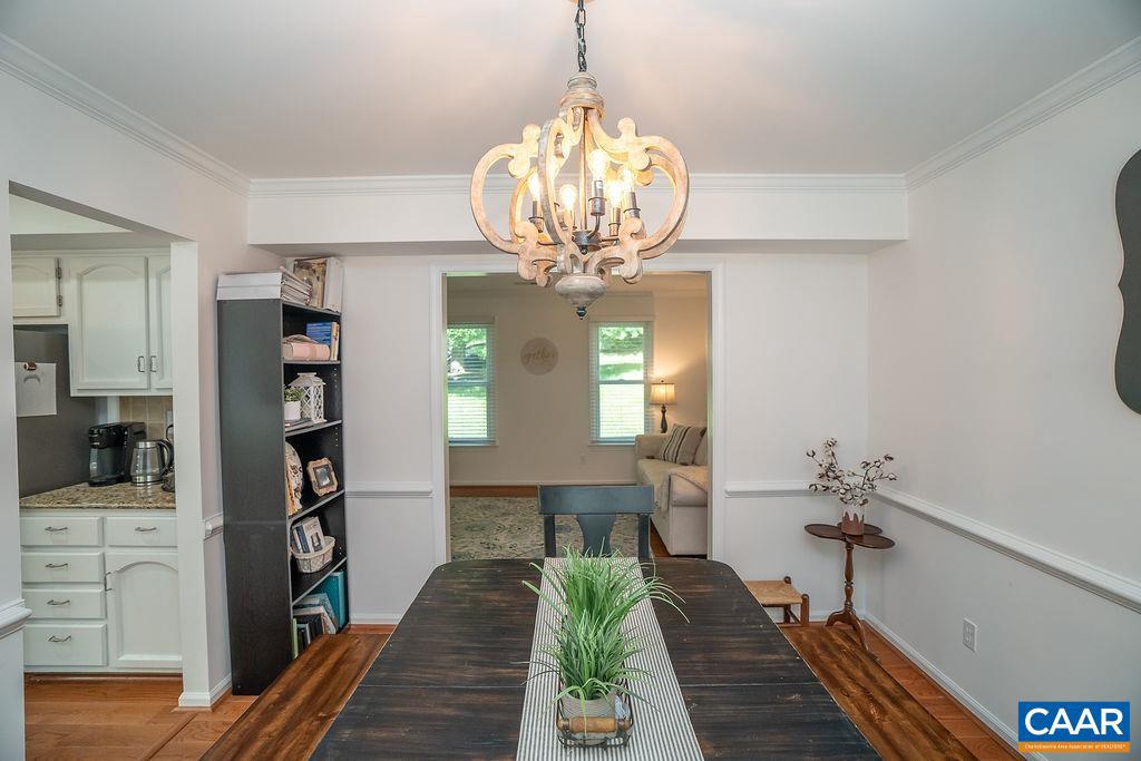 1712 HEARTHGLOW LN, CHARLOTTESVILLE, Virginia 22901, 5 Bedrooms Bedrooms, ,2 BathroomsBathrooms,Residential,For sale,1712 HEARTHGLOW LN,666917 MLS # 666917