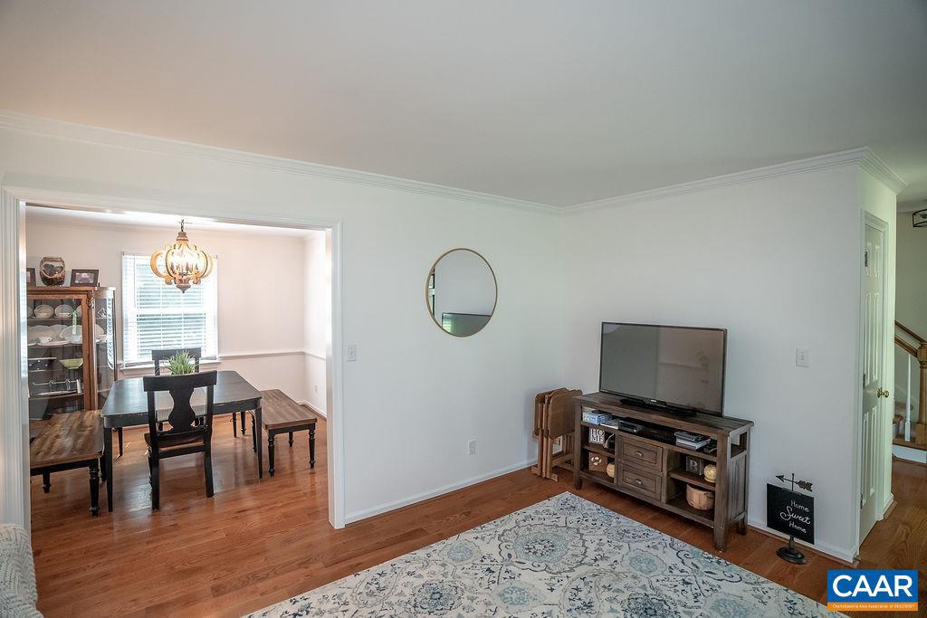 1712 HEARTHGLOW LN, CHARLOTTESVILLE, Virginia 22901, 5 Bedrooms Bedrooms, ,2 BathroomsBathrooms,Residential,For sale,1712 HEARTHGLOW LN,666917 MLS # 666917