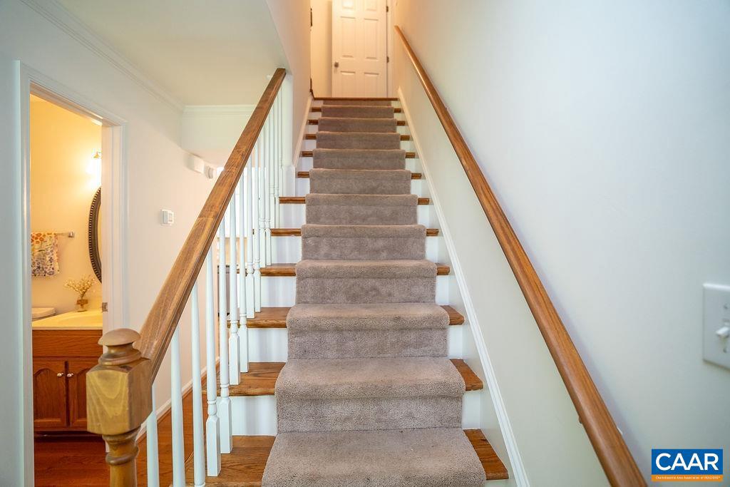 1712 HEARTHGLOW LN, CHARLOTTESVILLE, Virginia 22901, 5 Bedrooms Bedrooms, ,2 BathroomsBathrooms,Residential,For sale,1712 HEARTHGLOW LN,666917 MLS # 666917