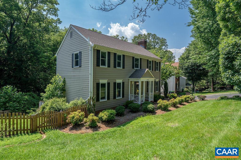1712 HEARTHGLOW LN, CHARLOTTESVILLE, Virginia 22901, 5 Bedrooms Bedrooms, ,2 BathroomsBathrooms,Residential,For sale,1712 HEARTHGLOW LN,666917 MLS # 666917