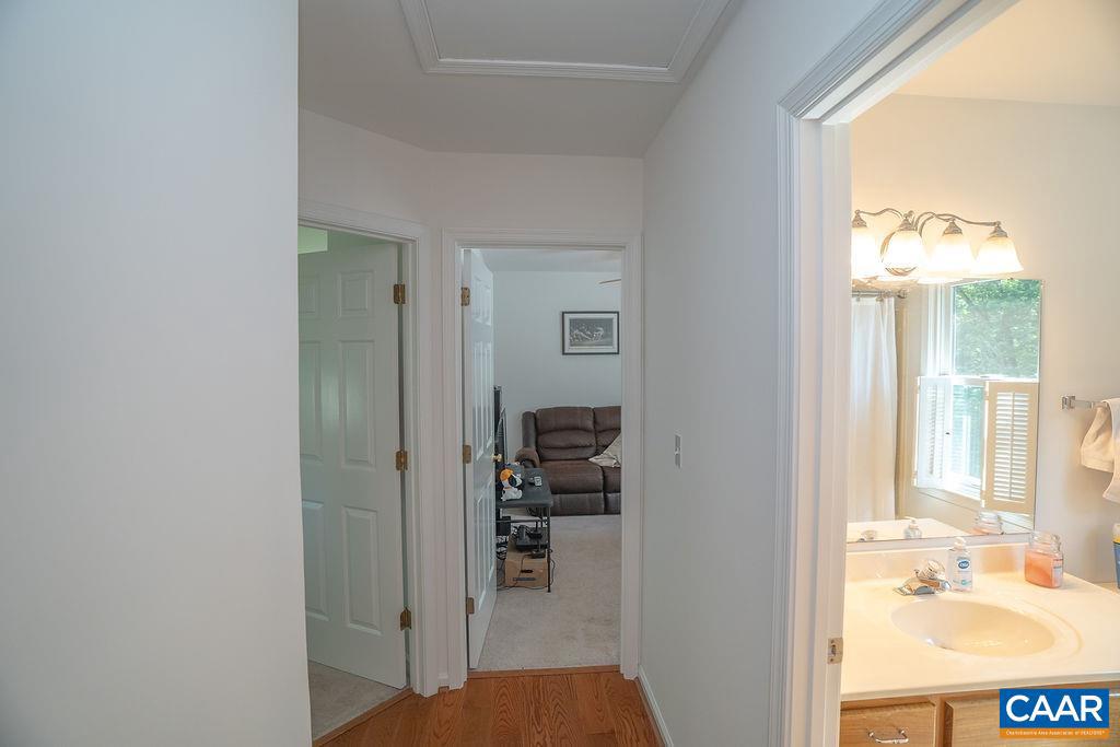 1712 HEARTHGLOW LN, CHARLOTTESVILLE, Virginia 22901, 5 Bedrooms Bedrooms, ,2 BathroomsBathrooms,Residential,For sale,1712 HEARTHGLOW LN,666917 MLS # 666917