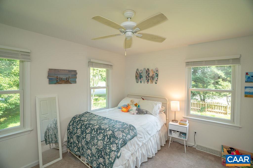 1712 HEARTHGLOW LN, CHARLOTTESVILLE, Virginia 22901, 5 Bedrooms Bedrooms, ,2 BathroomsBathrooms,Residential,For sale,1712 HEARTHGLOW LN,666917 MLS # 666917
