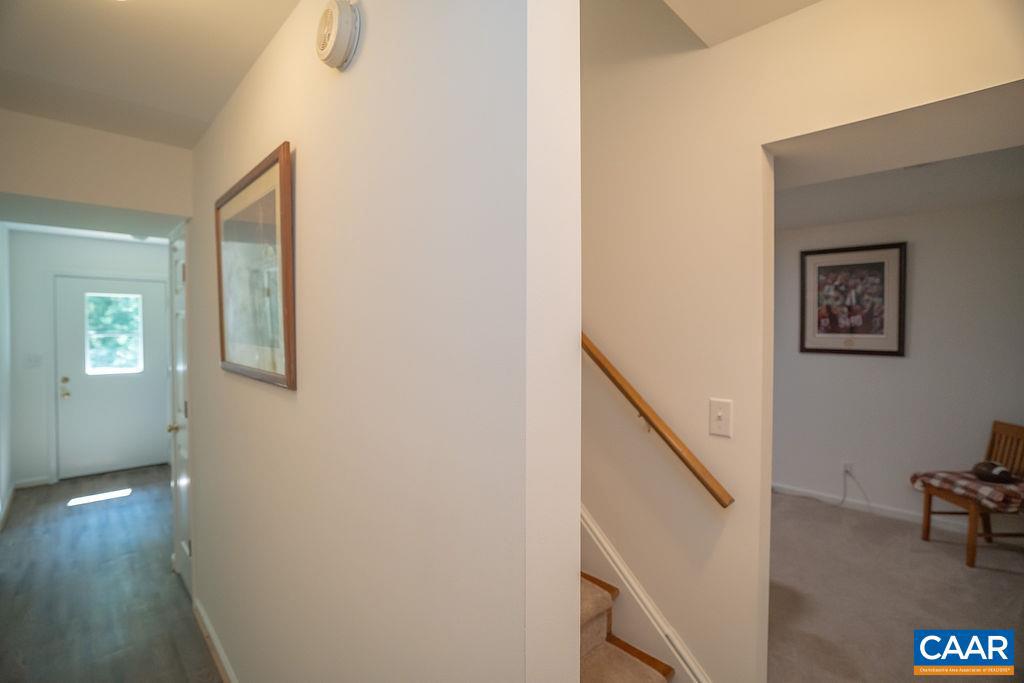 1712 HEARTHGLOW LN, CHARLOTTESVILLE, Virginia 22901, 5 Bedrooms Bedrooms, ,2 BathroomsBathrooms,Residential,For sale,1712 HEARTHGLOW LN,666917 MLS # 666917