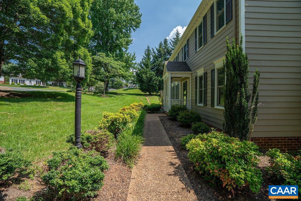 1712 HEARTHGLOW LN, CHARLOTTESVILLE, Virginia 22901, 5 Bedrooms Bedrooms, ,2 BathroomsBathrooms,Residential,For sale,1712 HEARTHGLOW LN,666917 MLS # 666917