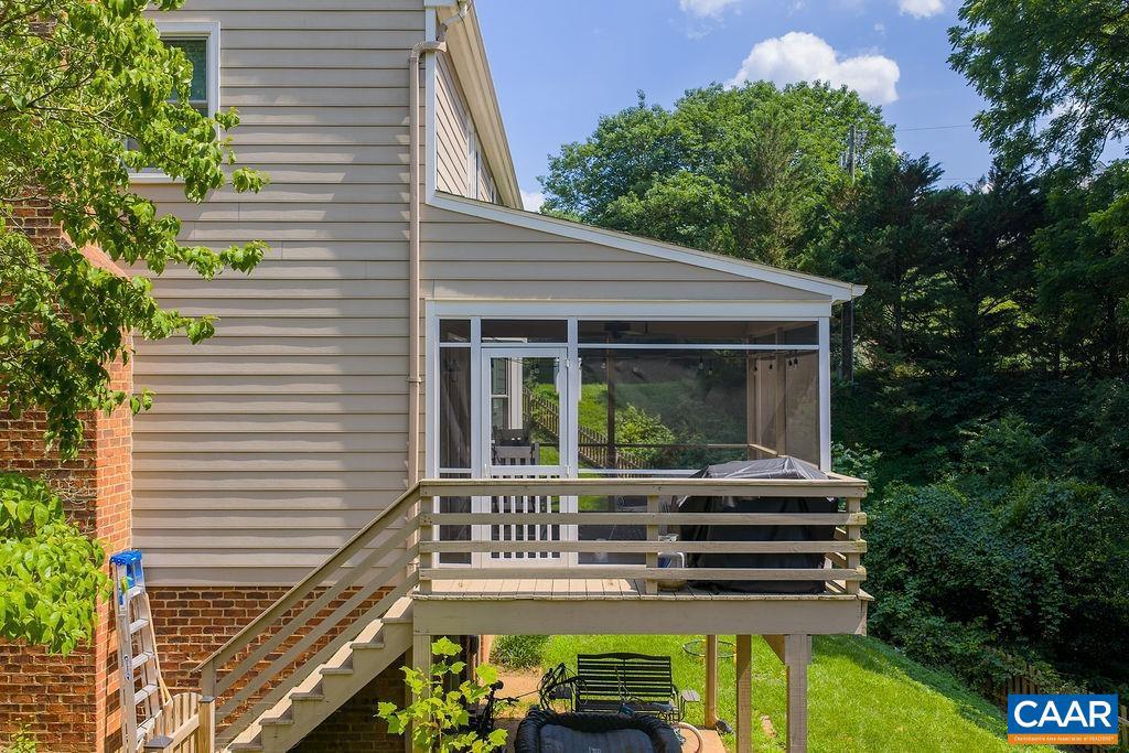1712 HEARTHGLOW LN, CHARLOTTESVILLE, Virginia 22901, 5 Bedrooms Bedrooms, ,2 BathroomsBathrooms,Residential,For sale,1712 HEARTHGLOW LN,666917 MLS # 666917