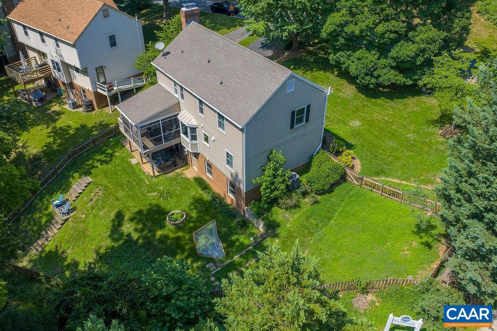 1712 HEARTHGLOW LN, CHARLOTTESVILLE, Virginia 22901, 5 Bedrooms Bedrooms, ,2 BathroomsBathrooms,Residential,For sale,1712 HEARTHGLOW LN,666917 MLS # 666917