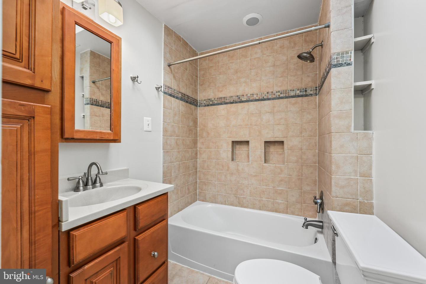 1528 8TH ST NW, WASHINGTON, District Of Columbia 20001, 3 Bedrooms Bedrooms, ,2 BathroomsBathrooms,Residential,For sale,1528 8TH ST NW,DCDC2211156 MLS # DCDC2211156