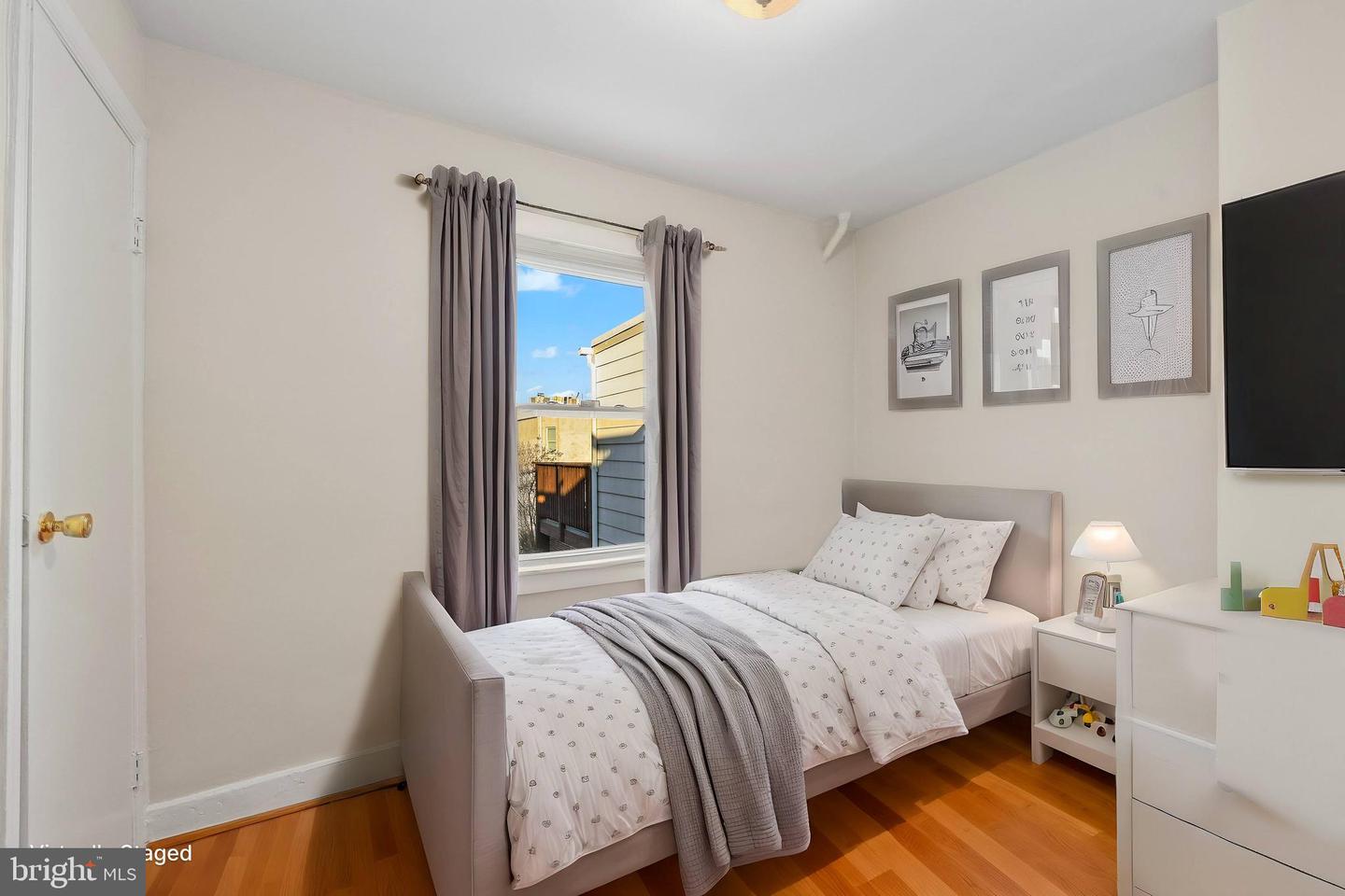 1528 8TH ST NW, WASHINGTON, District Of Columbia 20001, 3 Bedrooms Bedrooms, ,2 BathroomsBathrooms,Residential,For sale,1528 8TH ST NW,DCDC2211156 MLS # DCDC2211156