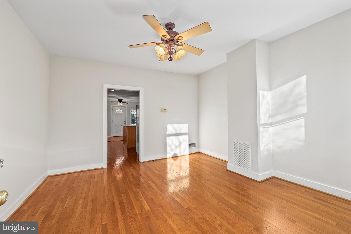 1528 8TH ST NW, WASHINGTON, District Of Columbia 20001, 3 Bedrooms Bedrooms, ,2 BathroomsBathrooms,Residential,For sale,1528 8TH ST NW,DCDC2211156 MLS # DCDC2211156