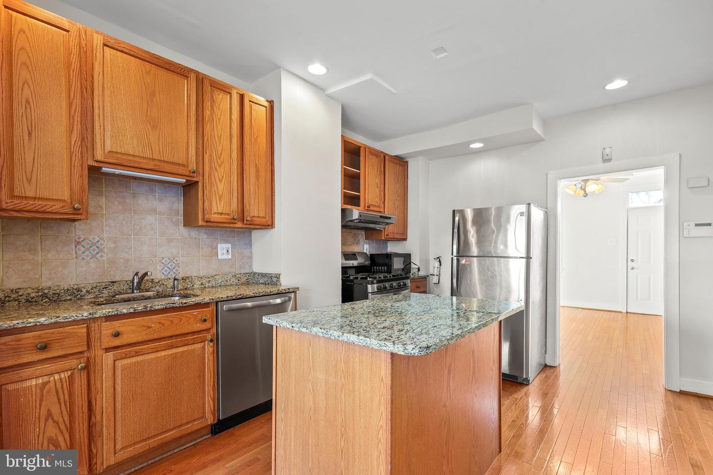 1528 8TH ST NW, WASHINGTON, District Of Columbia 20001, 3 Bedrooms Bedrooms, ,2 BathroomsBathrooms,Residential,For sale,1528 8TH ST NW,DCDC2211156 MLS # DCDC2211156