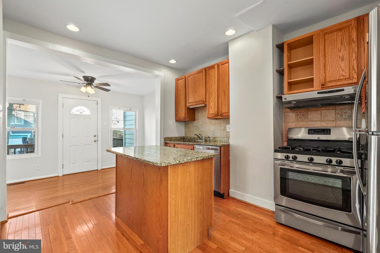 1528 8TH ST NW, WASHINGTON, District Of Columbia 20001, 3 Bedrooms Bedrooms, ,2 BathroomsBathrooms,Residential,For sale,1528 8TH ST NW,DCDC2211156 MLS # DCDC2211156