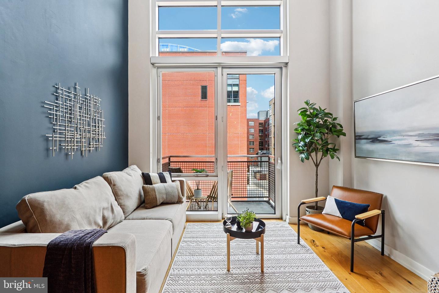 1515 15TH ST NW #406, WASHINGTON, District Of Columbia 20005, 1 Bedroom Bedrooms, ,1 BathroomBathrooms,Residential,For sale,1515 15TH ST NW #406,DCDC2211158 MLS # DCDC2211158