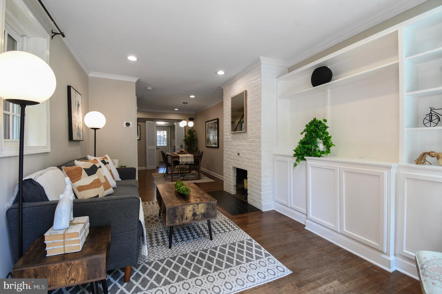 525 6TH ST SE, WASHINGTON, District Of Columbia 20003, 2 Bedrooms Bedrooms, 7 Rooms Rooms,1 BathroomBathrooms,Residential,For sale,525 6TH ST SE,DCDC2211162 MLS # DCDC2211162