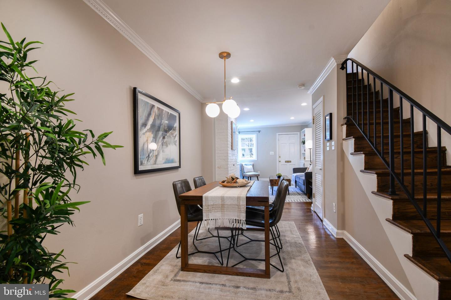 525 6TH ST SE, WASHINGTON, District Of Columbia 20003, 2 Bedrooms Bedrooms, 7 Rooms Rooms,1 BathroomBathrooms,Residential,For sale,525 6TH ST SE,DCDC2211162 MLS # DCDC2211162