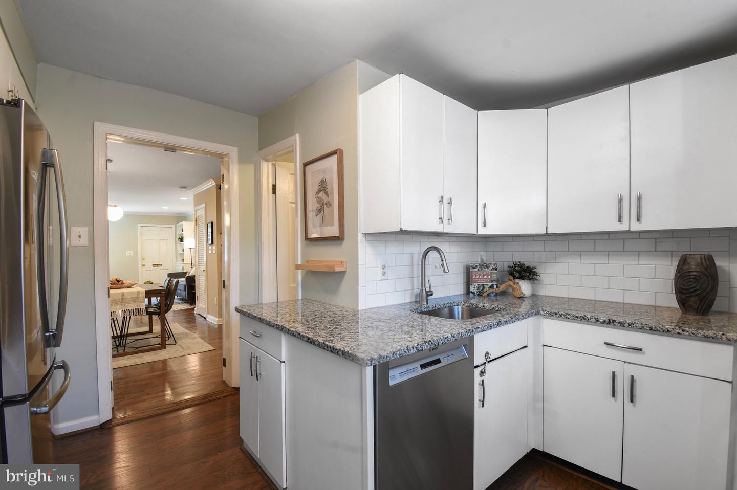 525 6TH ST SE, WASHINGTON, District Of Columbia 20003, 2 Bedrooms Bedrooms, 7 Rooms Rooms,1 BathroomBathrooms,Residential,For sale,525 6TH ST SE,DCDC2211162 MLS # DCDC2211162