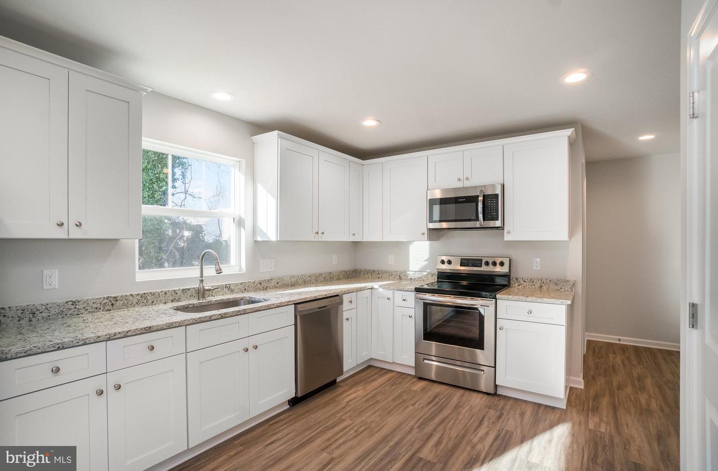 101 HOTCHKISS ST, FREDERICKSBURG, Virginia 22408, 4 Bedrooms Bedrooms, ,3 BathroomsBathrooms,Residential,For sale,101 HOTCHKISS ST,VASP2034814 MLS # VASP2034814