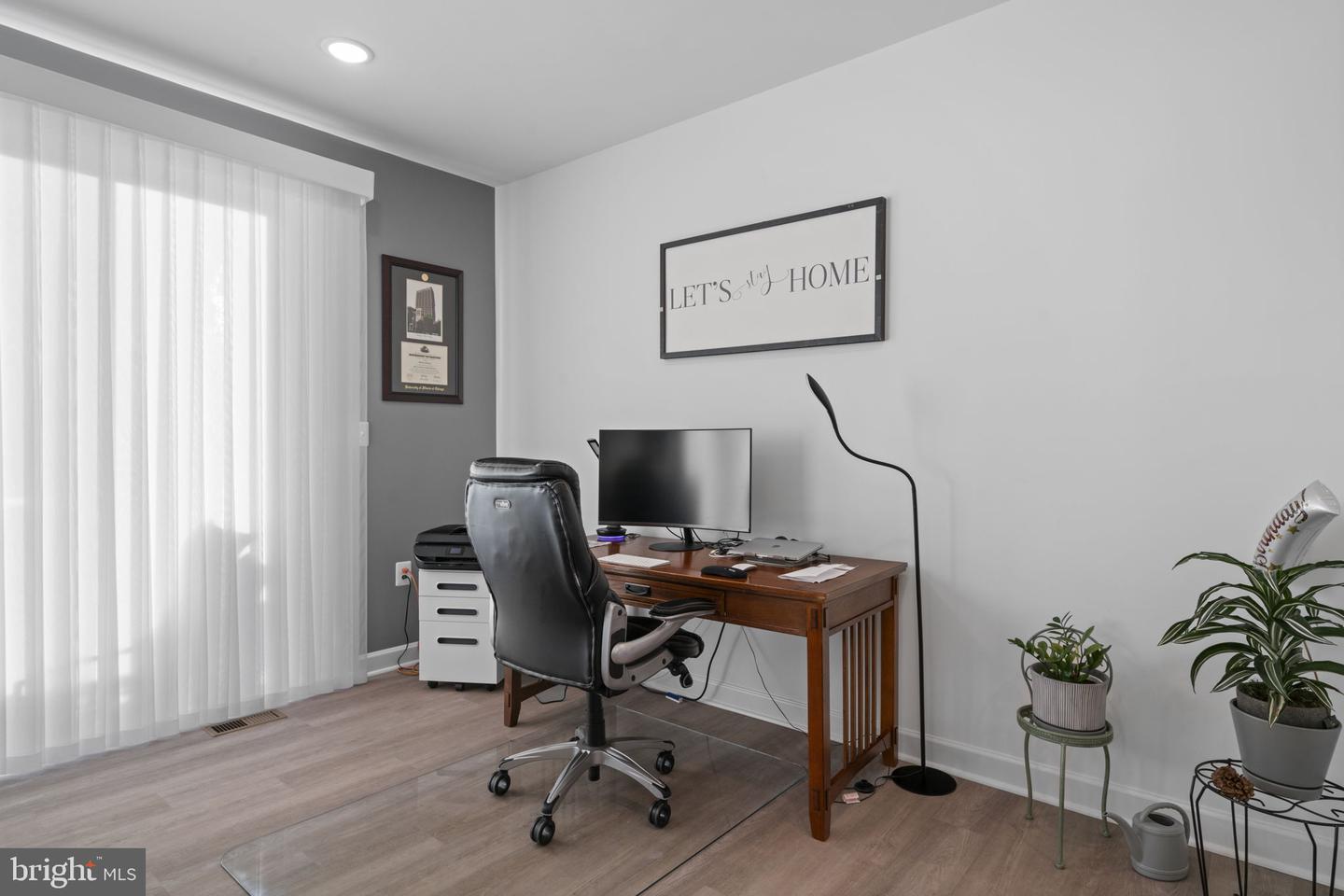 14303 YESLER AVE, CHANTILLY, Virginia 20151, 3 Bedrooms Bedrooms, ,2 BathroomsBathrooms,Residential,For sale,14303 YESLER AVE,VAFX2256466 MLS # VAFX2256466