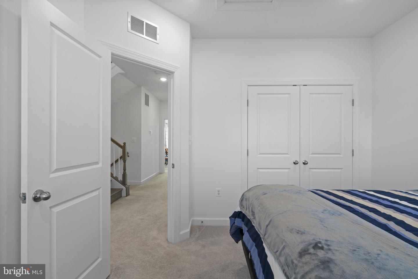 14303 YESLER AVE, CHANTILLY, Virginia 20151, 3 Bedrooms Bedrooms, ,2 BathroomsBathrooms,Residential,For sale,14303 YESLER AVE,VAFX2256466 MLS # VAFX2256466