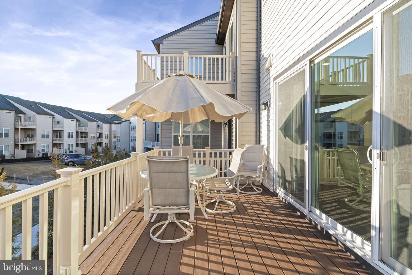 14303 YESLER AVE, CHANTILLY, Virginia 20151, 3 Bedrooms Bedrooms, ,2 BathroomsBathrooms,Residential,For sale,14303 YESLER AVE,VAFX2256466 MLS # VAFX2256466