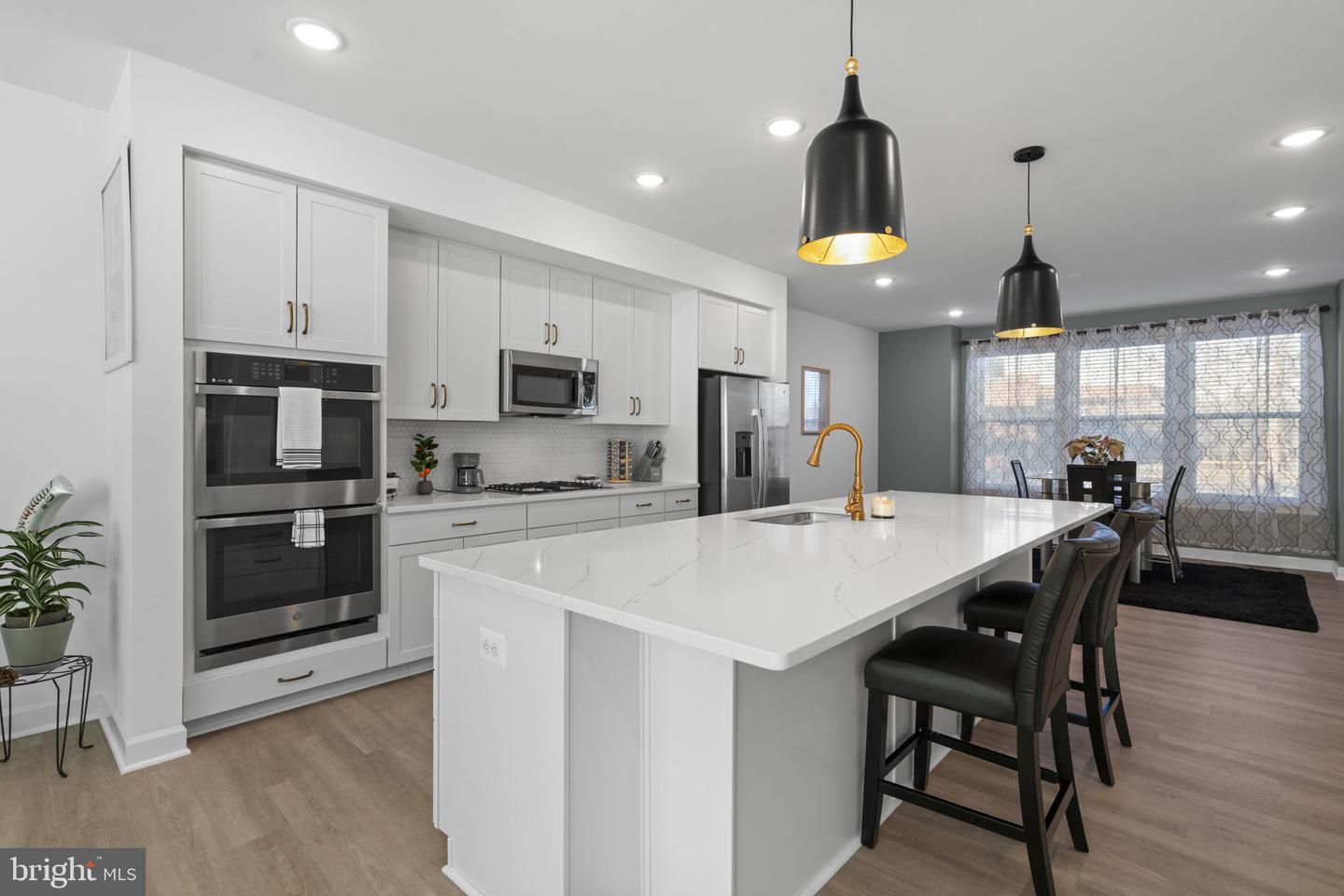 14303 YESLER AVE, CHANTILLY, Virginia 20151, 3 Bedrooms Bedrooms, ,2 BathroomsBathrooms,Residential,For sale,14303 YESLER AVE,VAFX2256466 MLS # VAFX2256466