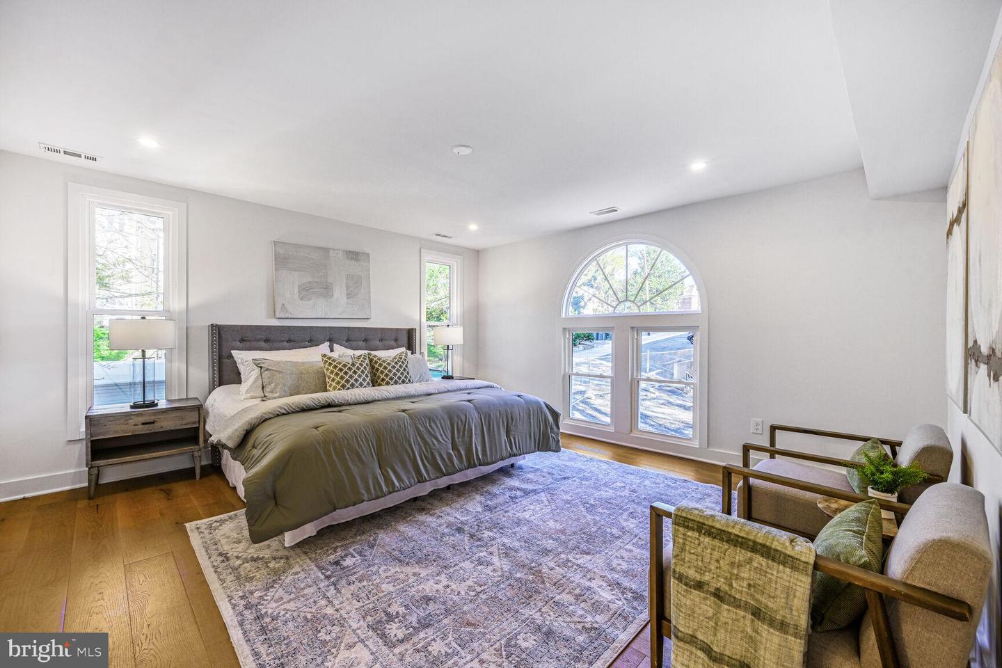 5310 14TH ST NW, WASHINGTON, District Of Columbia 20011, 7 Bedrooms Bedrooms, 10 Rooms Rooms,6 BathroomsBathrooms,Residential,For sale,5310 14TH ST NW,DCDC2211076 MLS # DCDC2211076