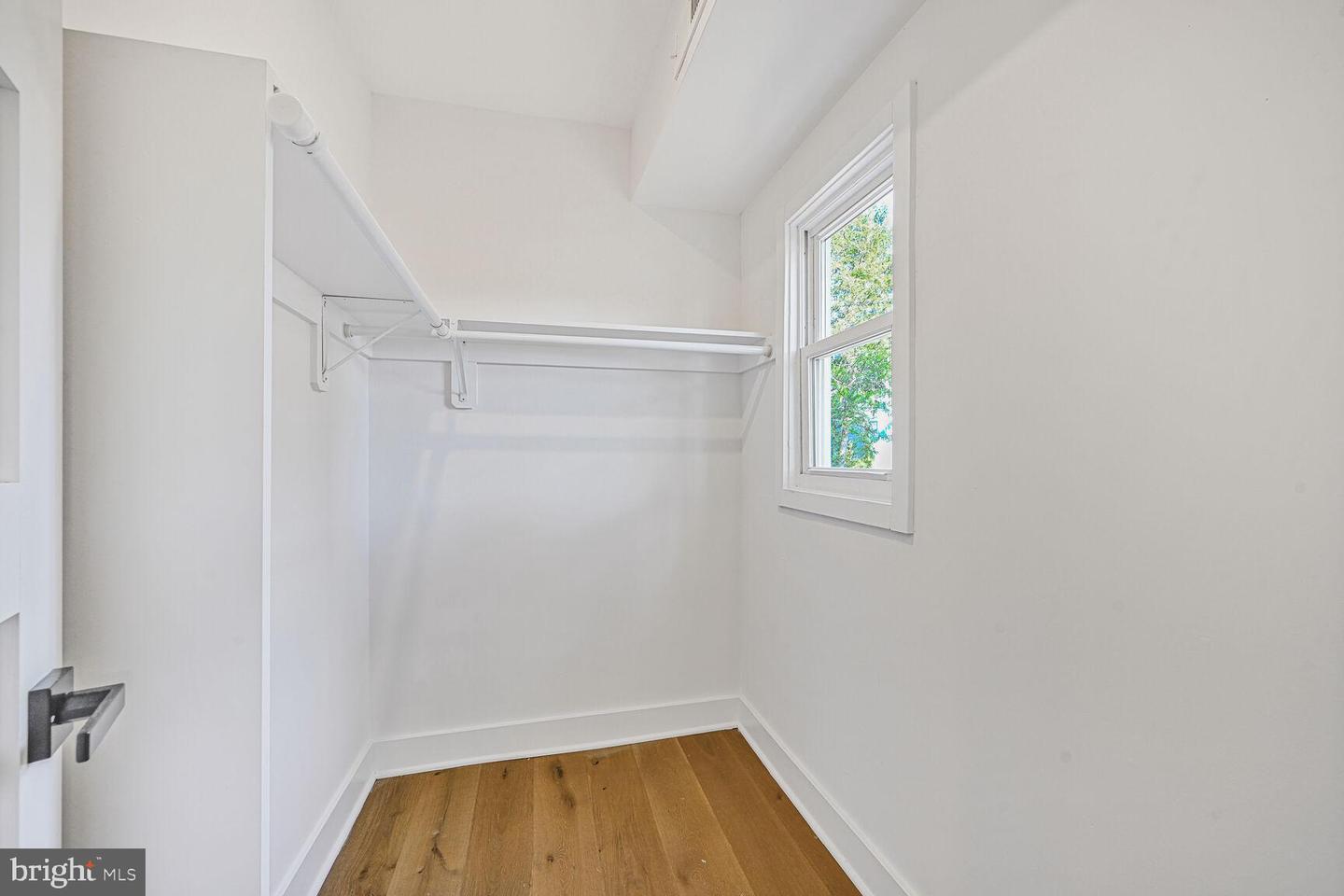 5310 14TH ST NW, WASHINGTON, District Of Columbia 20011, 7 Bedrooms Bedrooms, 10 Rooms Rooms,6 BathroomsBathrooms,Residential,For sale,5310 14TH ST NW,DCDC2211076 MLS # DCDC2211076