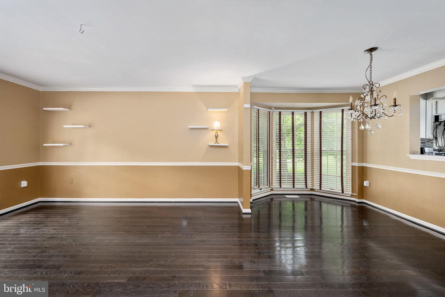 12329 MANCHESTER WAY, WOODBRIDGE, Virginia 22192, 3 Bedrooms Bedrooms, ,2 BathroomsBathrooms,Residential,For sale,12329 MANCHESTER WAY,VAPW2099592 MLS # VAPW2099592