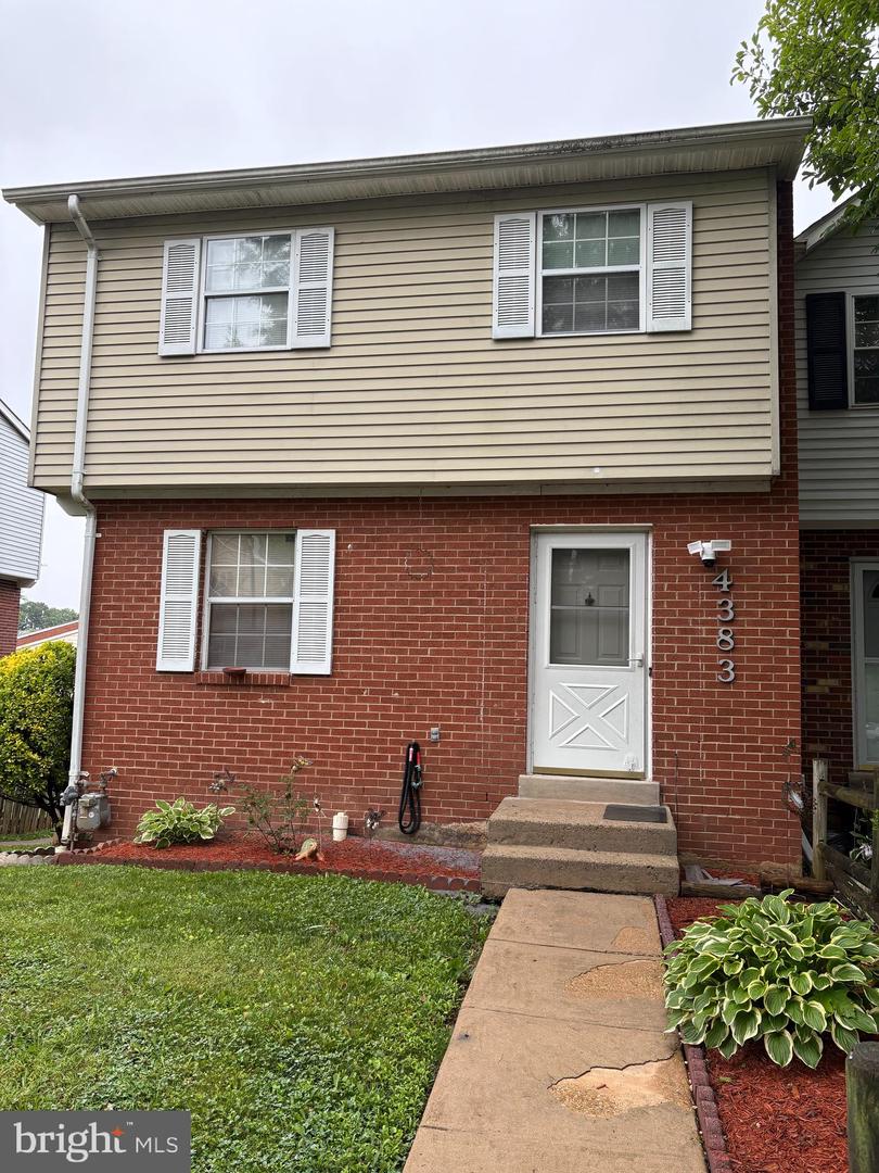 4383 ENSBROOK LN, WOODBRIDGE, Virginia 22193, 3 Bedrooms Bedrooms, ,2 BathroomsBathrooms,Residential,For sale,4383 ENSBROOK LN,VAPW2099596 MLS # VAPW2099596