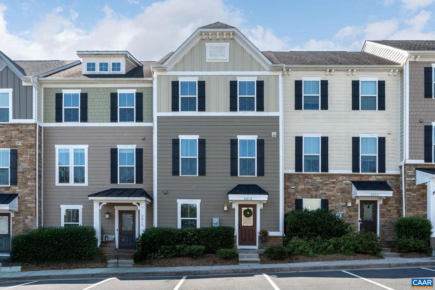 2014 BETHPAGE CT, CHARLOTTESVILLE, Virginia 22901, 4 Bedrooms Bedrooms, ,3 BathroomsBathrooms,Residential,For sale,2014 BETHPAGE CT,666911 MLS # 666911