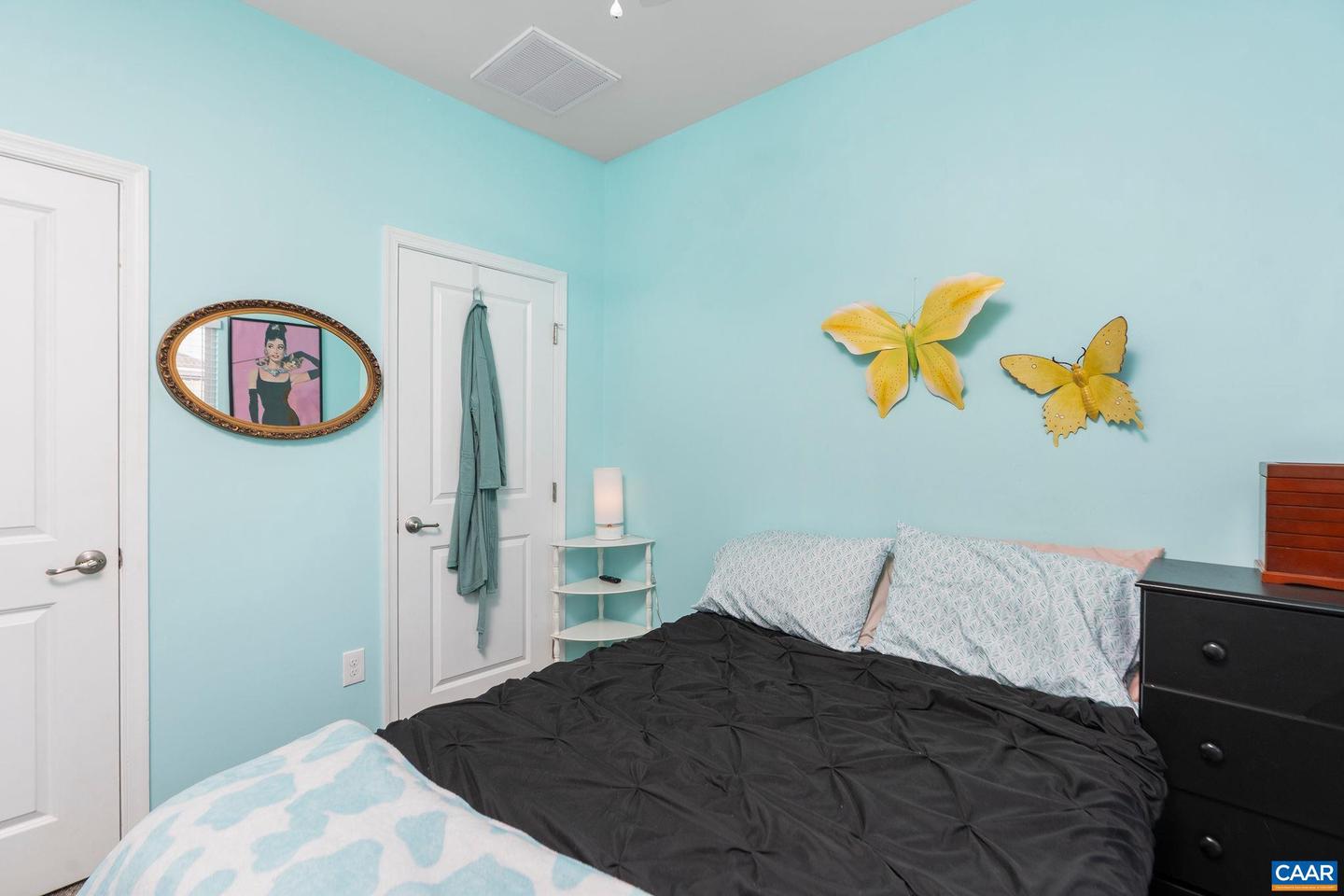 2014 BETHPAGE CT, CHARLOTTESVILLE, Virginia 22901, 4 Bedrooms Bedrooms, ,3 BathroomsBathrooms,Residential,For sale,2014 BETHPAGE CT,666911 MLS # 666911