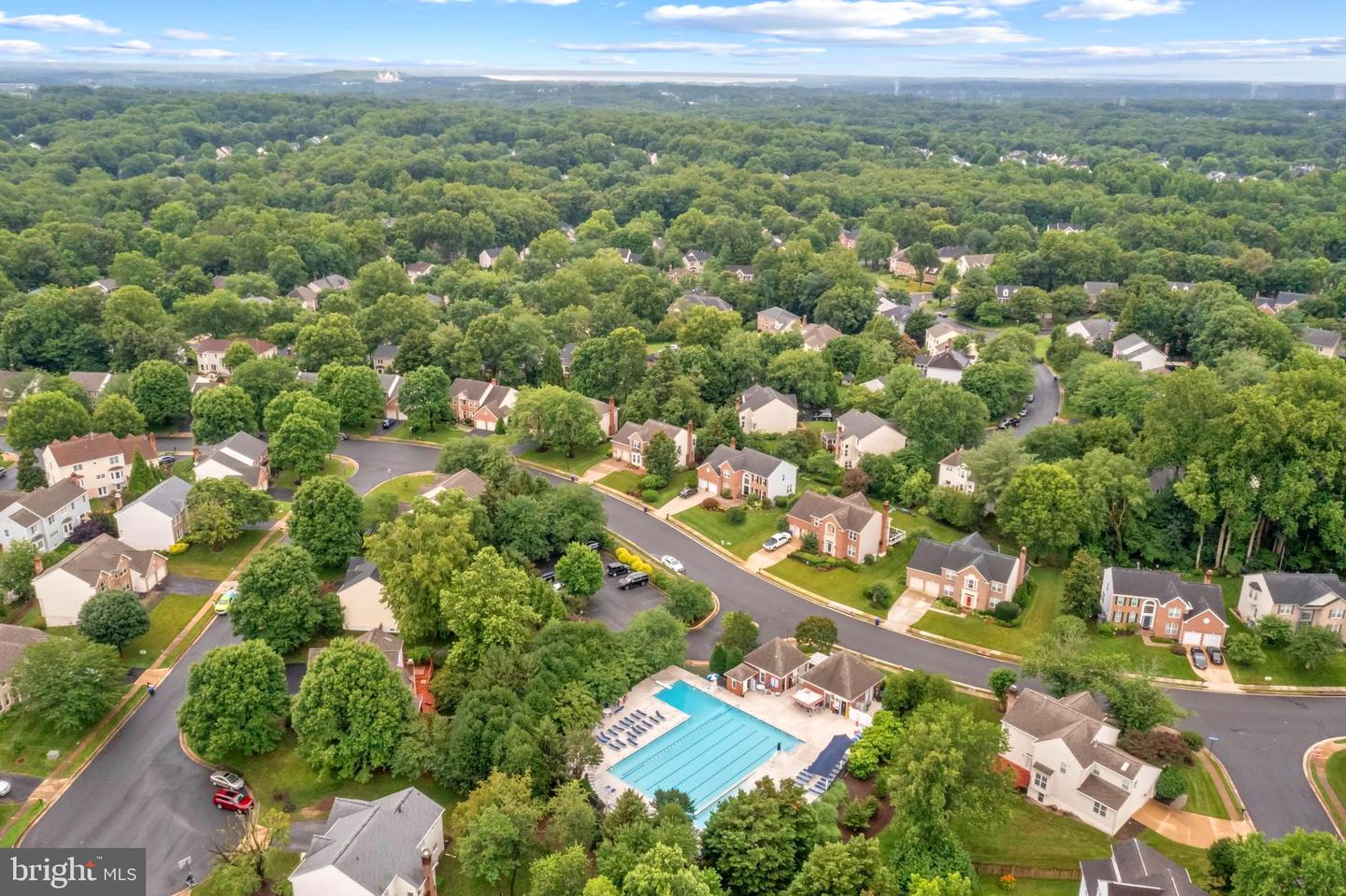 8126 HADDINGTON CT, FAIRFAX STATION, Virginia 22039, 4 Bedrooms Bedrooms, ,5 BathroomsBathrooms,Residential,For sale,8126 HADDINGTON CT,VAFX2218974 MLS # VAFX2218974