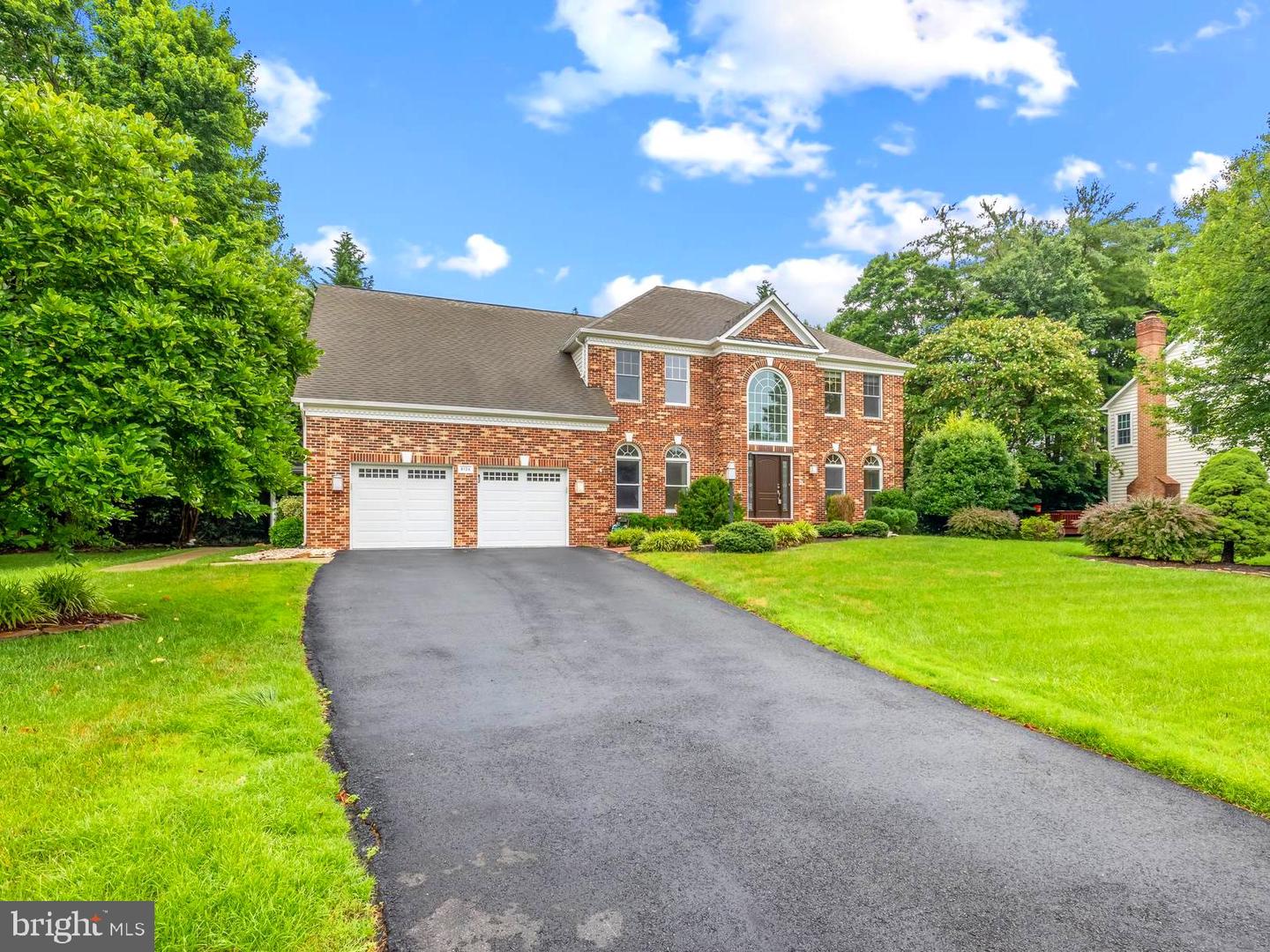 8126 HADDINGTON CT, FAIRFAX STATION, Virginia 22039, 4 Bedrooms Bedrooms, ,5 BathroomsBathrooms,Residential,For sale,8126 HADDINGTON CT,VAFX2218974 MLS # VAFX2218974